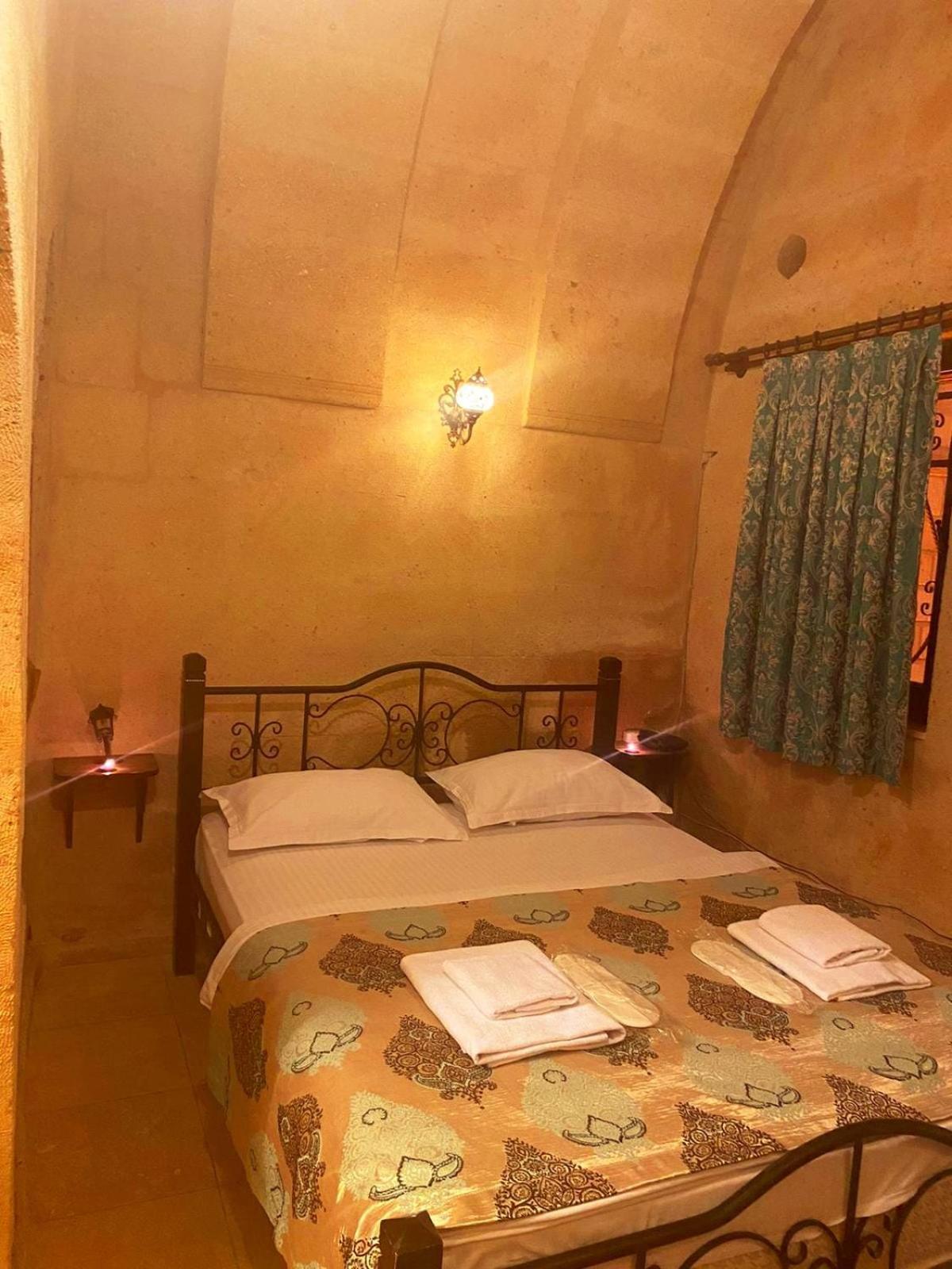 Lovely Cappadocia Hotel Nevşehir Bagian luar foto